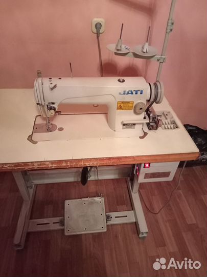 Швейная машина juki