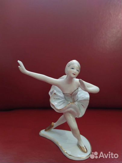 Фарфоровые статуэтки германия