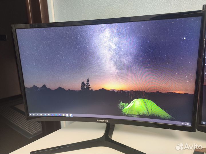 Монитор Samsung C24RG50FQI