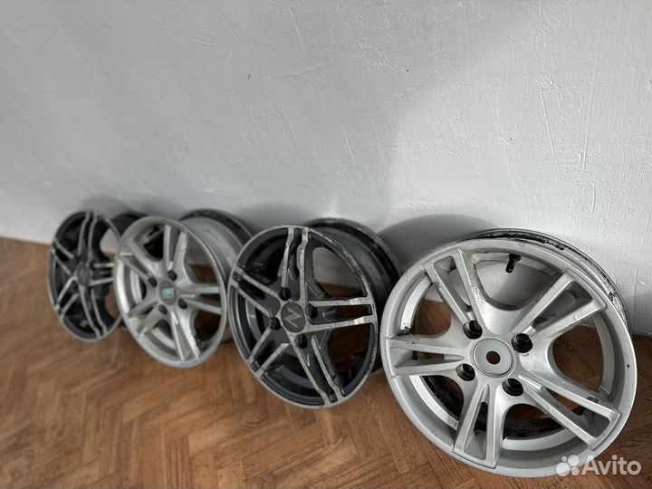 Диски r13 Mitsubishi Colt