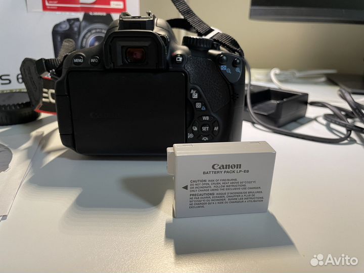 Зеркальный фотоаппарат Canon EOS 650D Kit