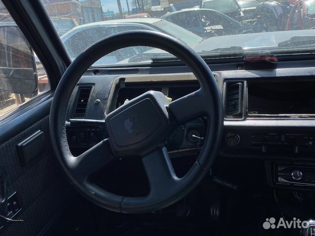 Рулевое колесо на Isuzu trooper