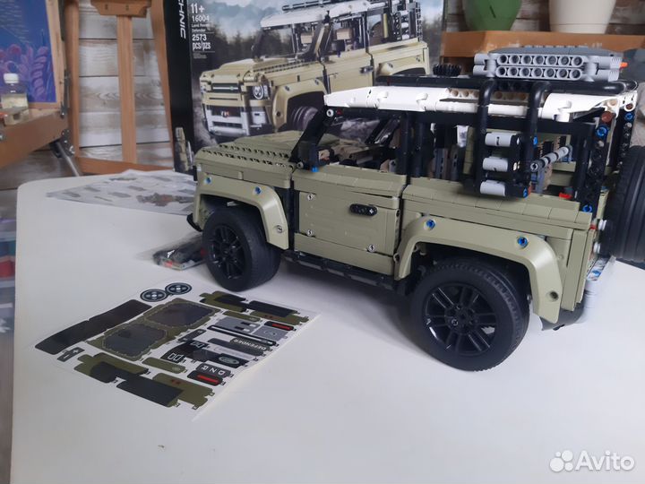 Конструктор lego Technic land rover defender 16004