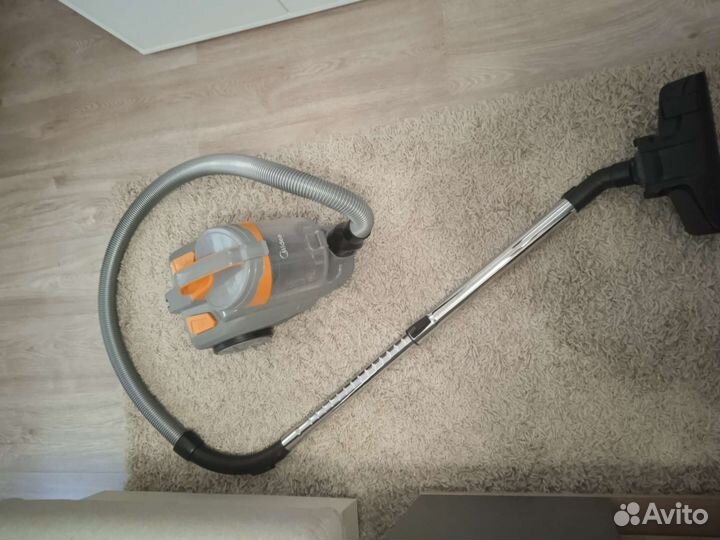 Пылесос на запчасти или ремонт
