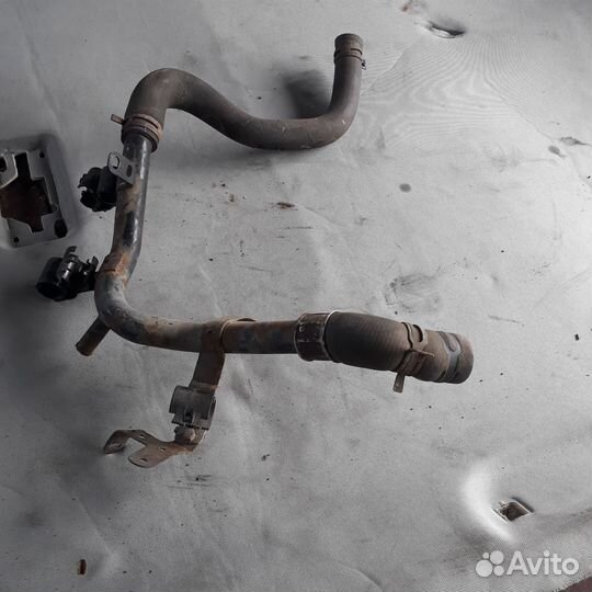 Трубка охлаждения Пежо 206 1,4