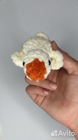 Вязанные игрушки. Амигуруми. Вязанный Гусь