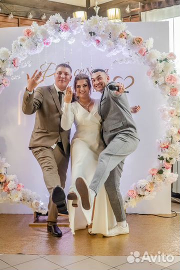 Ведущий на свадьбу