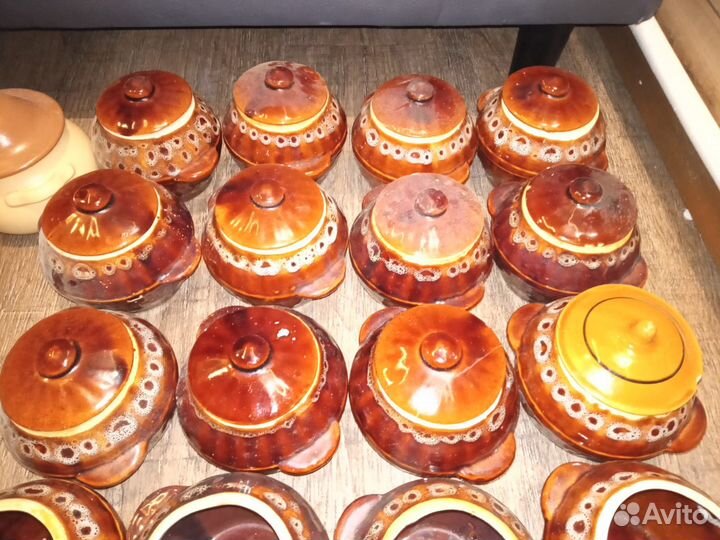 Горшочек глиняный