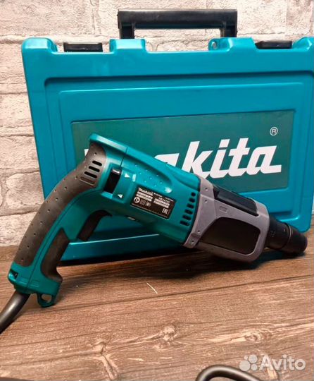 Перфоратор makita