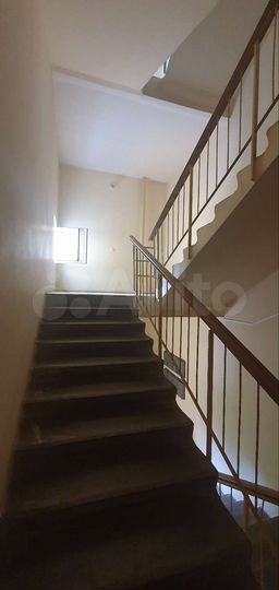 3-к. квартира, 97 м², 2/4 эт.