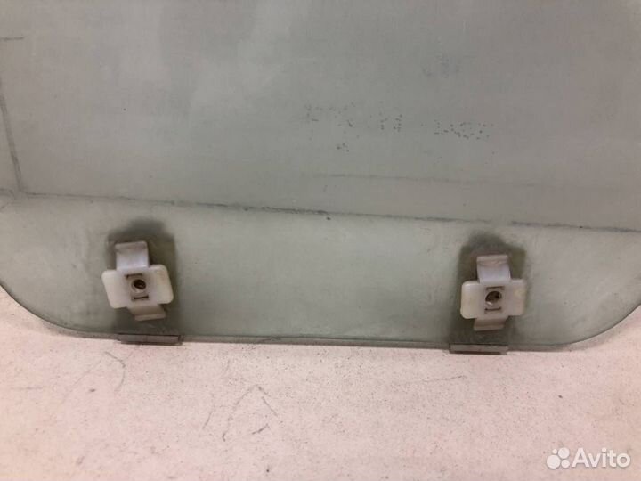 Стекло двери задней левой Hyundai Solaris 2010-201