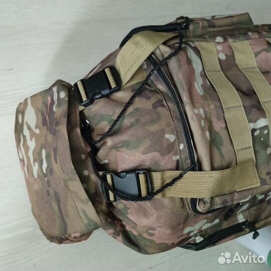 Вместительный тактический туристический рюкзак