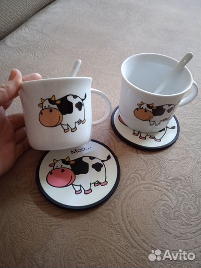 Чашки для чая с резиновыми подставками