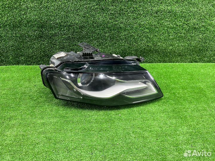 Фара правая ксенон Audi A4 B8 VAG Audi A4 B8 8K