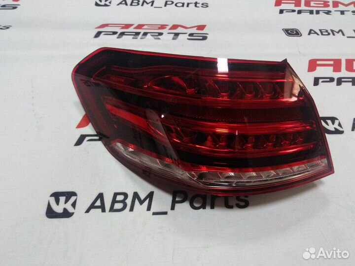 Левый задний стоп в крыло Mercedes w212 рестайлинг