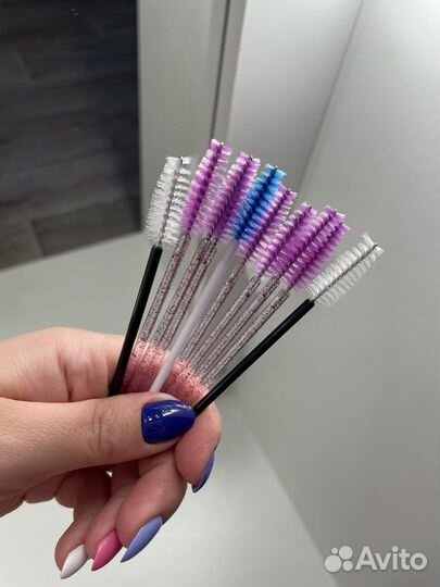 Кисти для ресниц и бровей