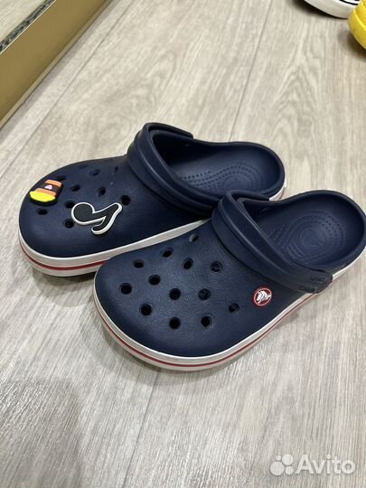 Crocs сабо для мальчика м4 w6 оригинал на 35-36