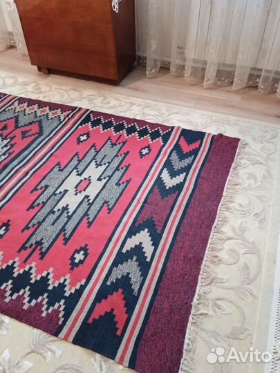 Ковер шерстяной ручной работы