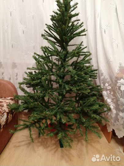 Елка искусственная