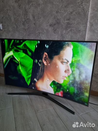 Телевизор samsung UHD 49 SMART tv