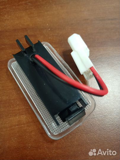 Подсветка в двери Toyota, Lexus