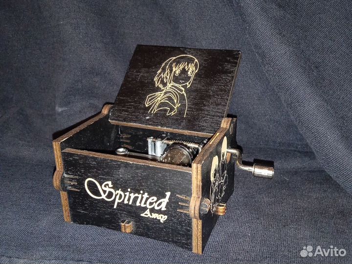 Музыкальная шкатулка Унесенные призраками