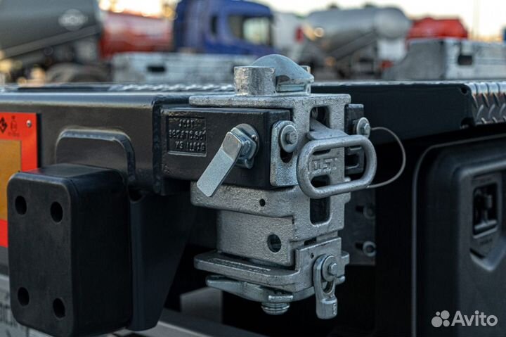 Полуприцеп контейнеровоз Bonum 914295-05, 2023