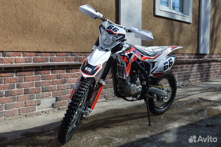 Мотоцикл BSE Z4-250e