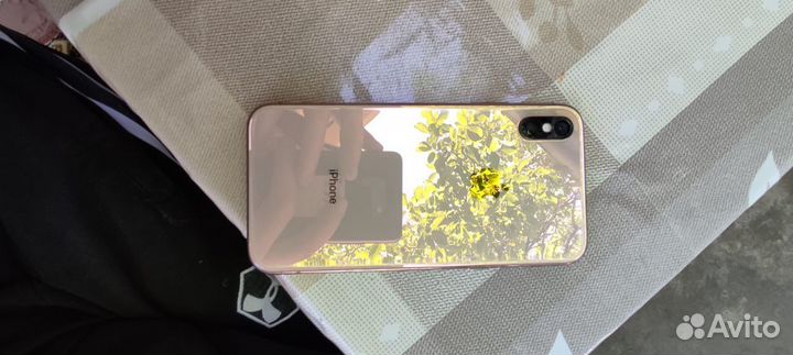 iPhone xs 64 gb gold