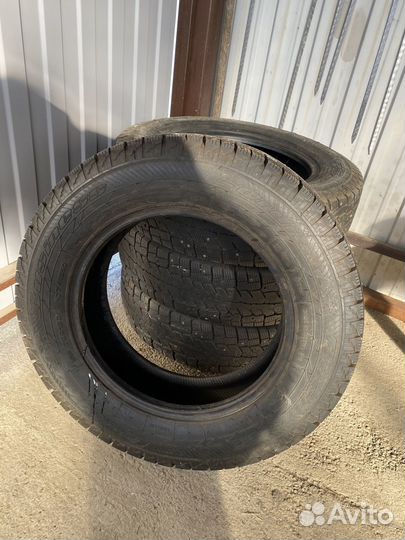 Продаю шины на газель - зимние (шипованные)