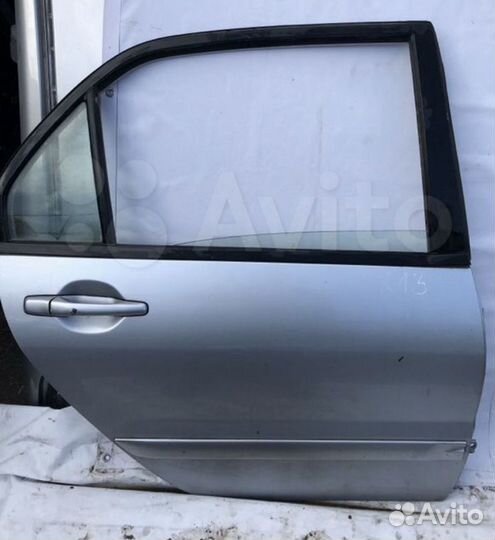 Дверь Митсубиси ланцер