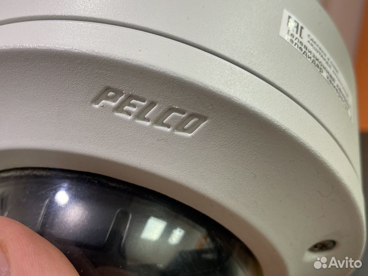 Уличная видеокамера видеонаблюдения pelco
