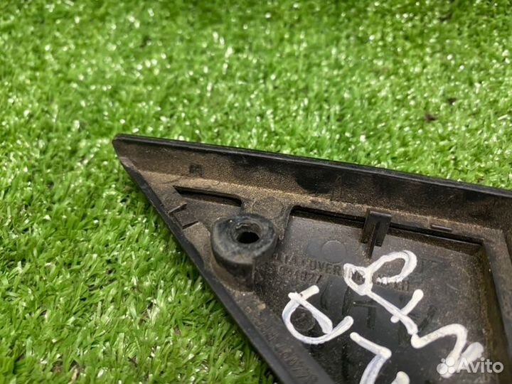 Заглушка зеркала бокового Mitsubishi Galant 8 4G64