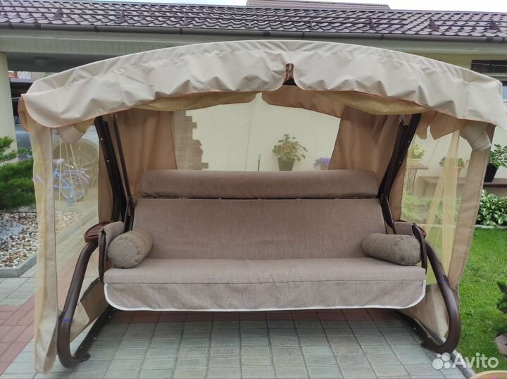 Тент-чехол с москитной сеткой для садовых качелей