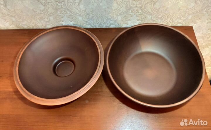 Глиняная жаровня с крышкой