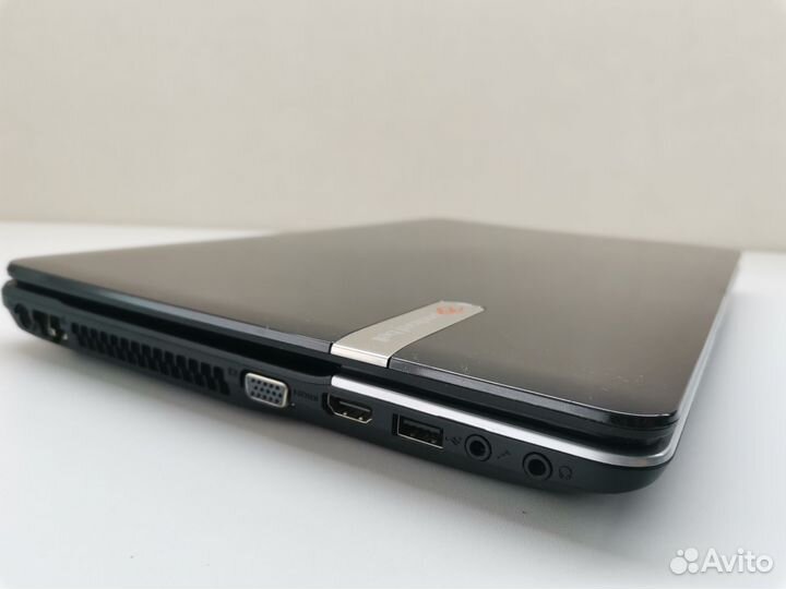 Ноутбук для учебы- Core i5-2520M / SSD+HDD/ 8 Gb