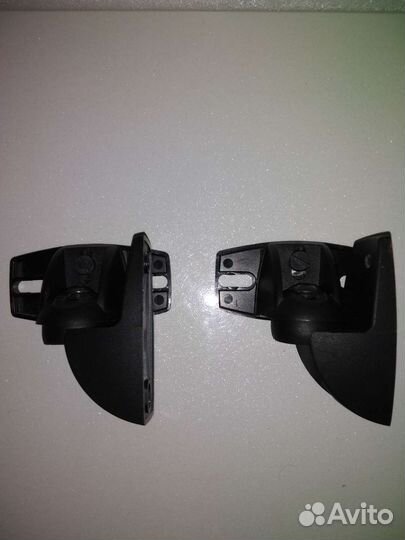 Крепление для колонок Vogel's