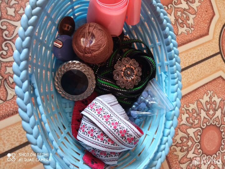 Корзинка с рукоделием