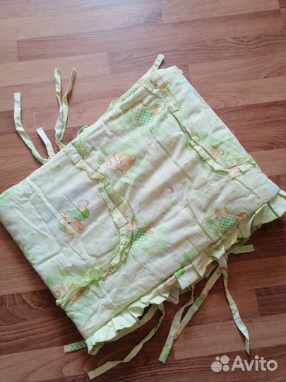 Коврик, бортик для детской кроватки