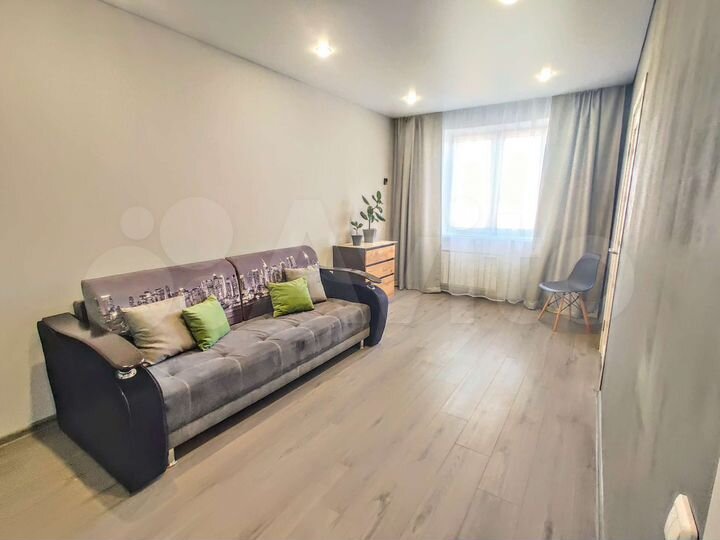 1-к. квартира, 32 м², 8/10 эт.