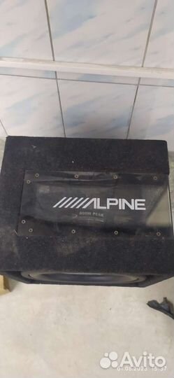 Сабвуфер alpine e12
