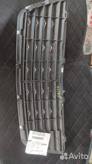 Решетка радиатора Mercedes-Benz E 210 Avangard