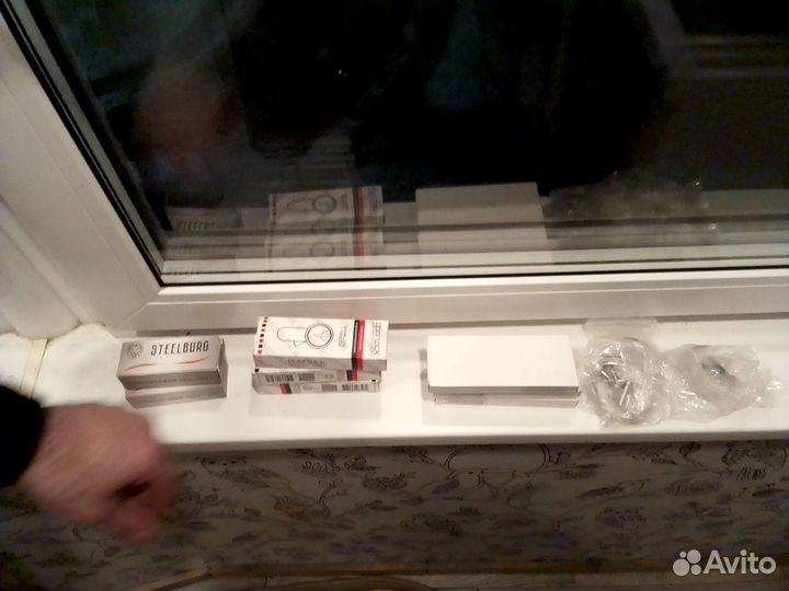 Продам личинки дверные