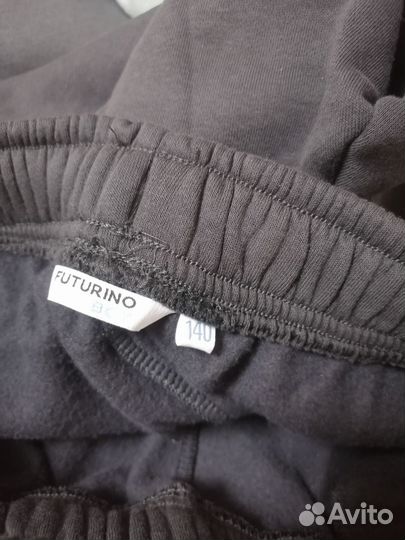 Спортивный костюм futurino р 140.Тёплый