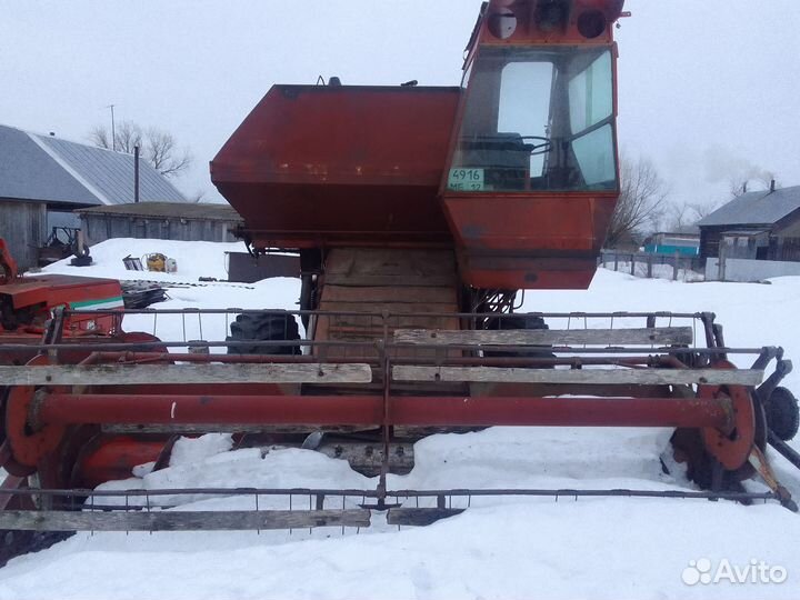 Комбайн Нива-Сельхозтехника СКА-5, 1990