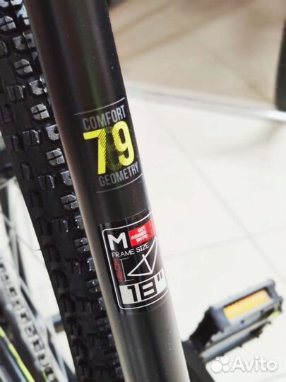 Новый горный велосипед Stinger graphite pro 27,5