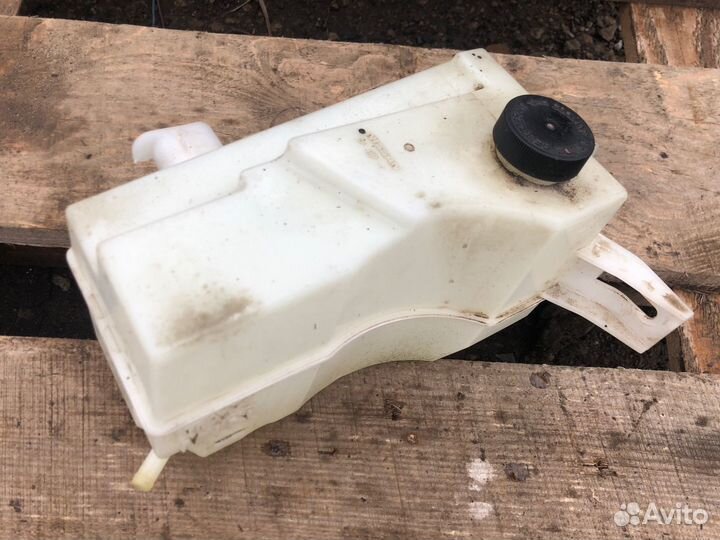 Бачок расширительный Nissan X-Trail T31 2.0 2008