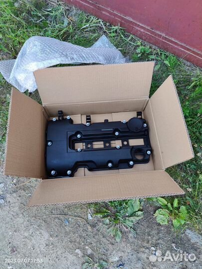 Клапанная крышка Opel Astra 1.4t a14net z14net