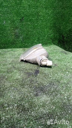 Указатель поворота правый Renault Laguna