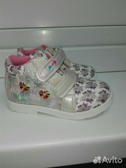 Ботинки для девочки